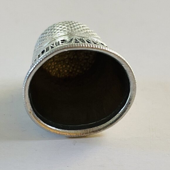 Sewing Quilting Thimble Silver Tone Crown Roof Co Collectible Vintage - Picture 5 of 5